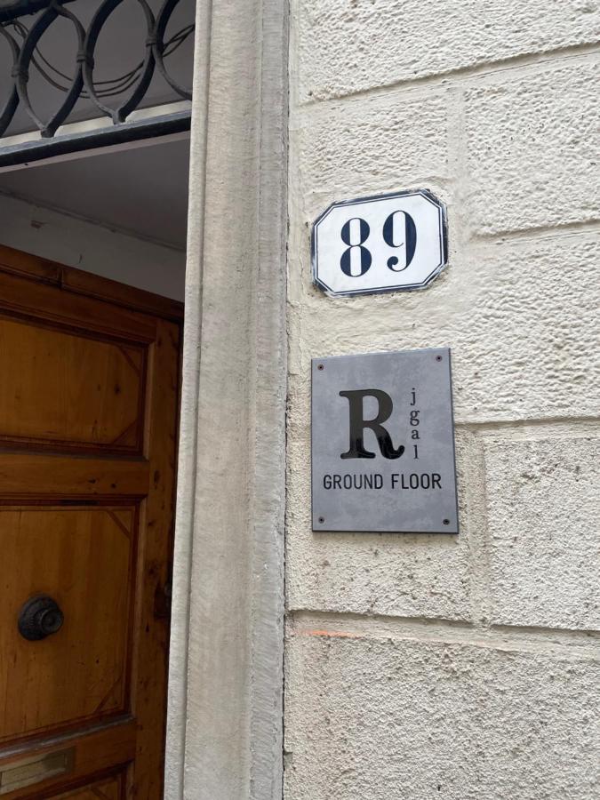 Rjgal Apartment B&B Флоренція Екстер'єр фото